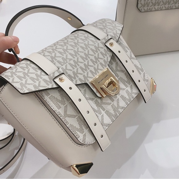 Michael Kors Manhattan Medium Leather Satchel Crossbody - Picture 3 of 7